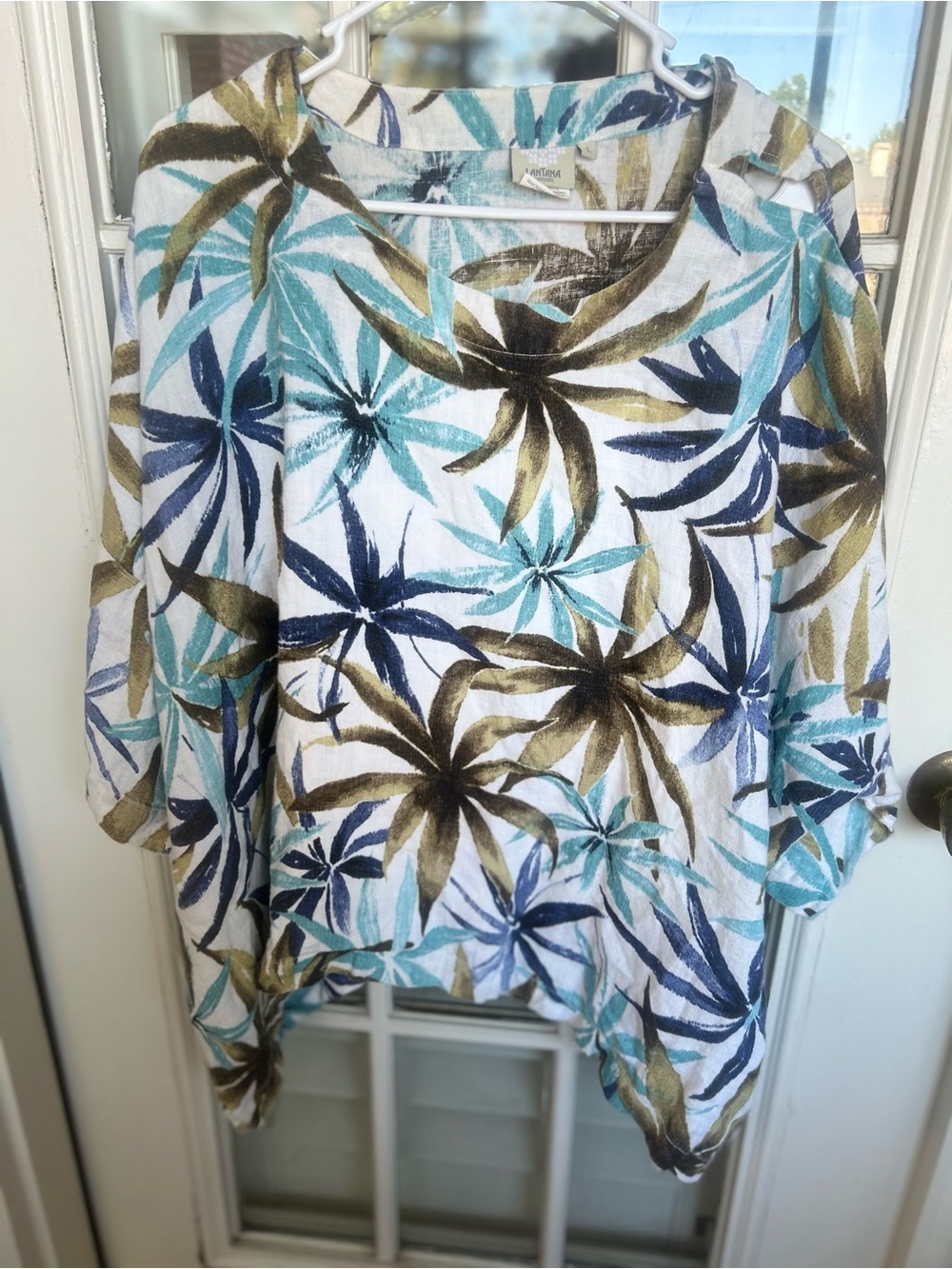 Lightweight Palm-Print Pullover Top - Blue/Green